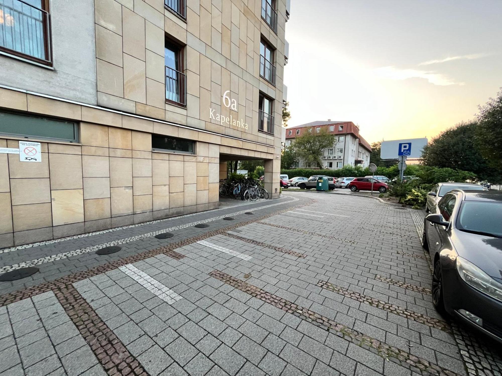 קרקוב Cracow Stay Premium Apartments Free Parking - 3 X Room - 3 X Aircondition מראה חיצוני תמונה